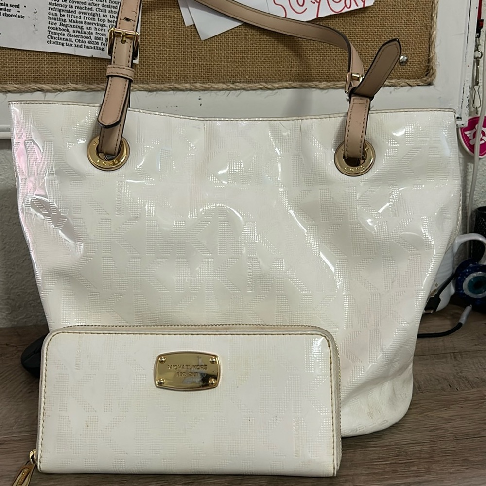 Michael Kors Purse & Wallet Set